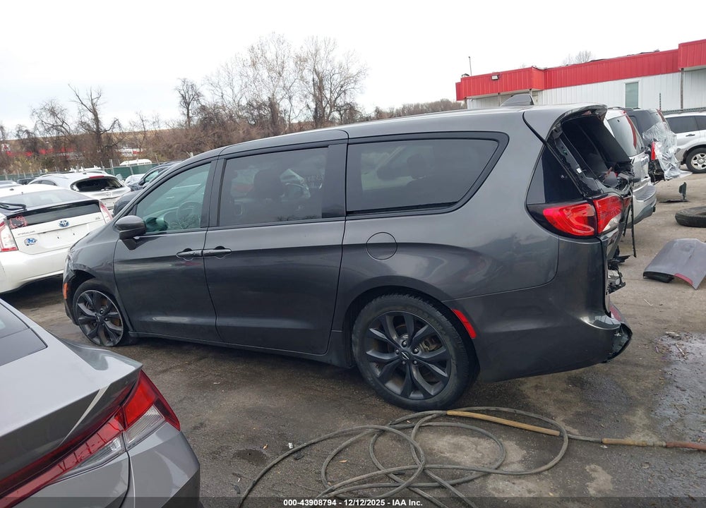 2018 CHRYSLER PACIFICA TOURING PLUS VIN: 2C4RC1FG8JR351254