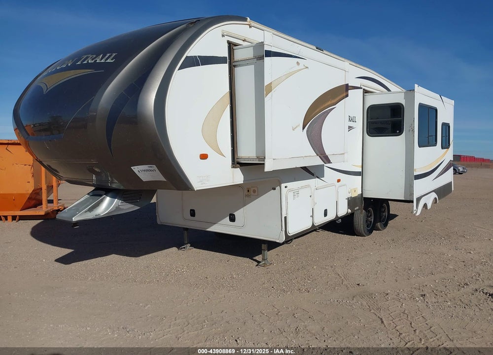 2013 YELLOWSTONE CANYON TRAIL 31' 5TH WHEEL VIN: 1NL1YFM23D1075006