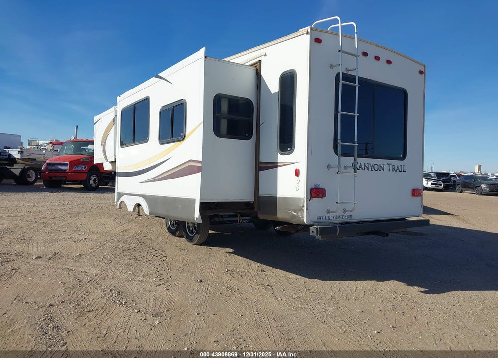 2013 YELLOWSTONE CANYON TRAIL 31' 5TH WHEEL VIN: 1NL1YFM23D1075006