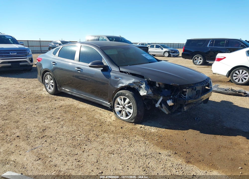 2018 KIA OPTIMA LX VIN: KNAGT4L35J5219685