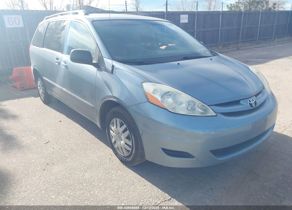 2010 TOYOTA SIENNA LE VIN: 5TDKK4CC1AS316389
