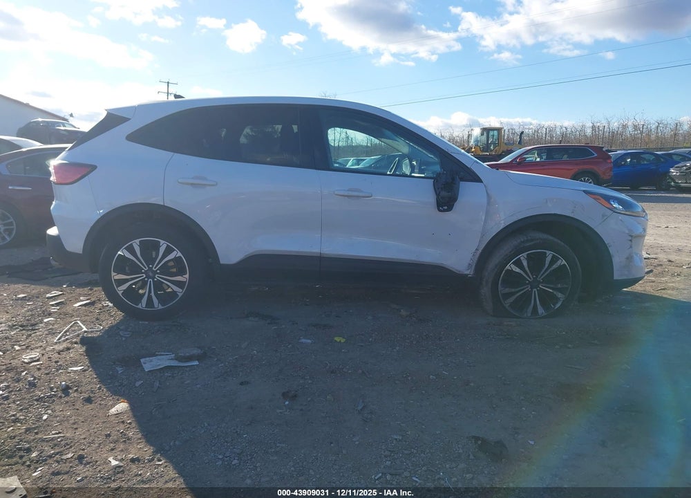 2022 FORD ESCAPE SE VIN: 1FMCU9G66NUB11289