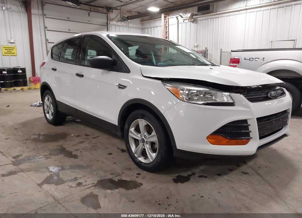 2016 FORD ESCAPE S VIN: 1FMCU0F77GUA29354