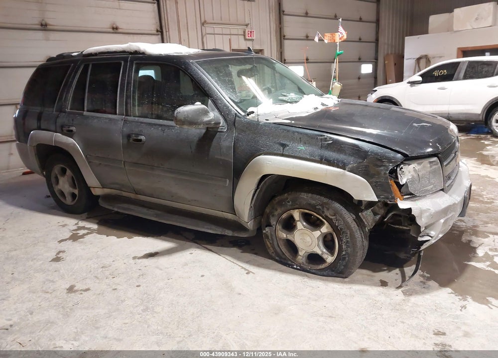 2008 CHEVROLET TRAILBLAZER LT VIN: 1GNDT13S782184808