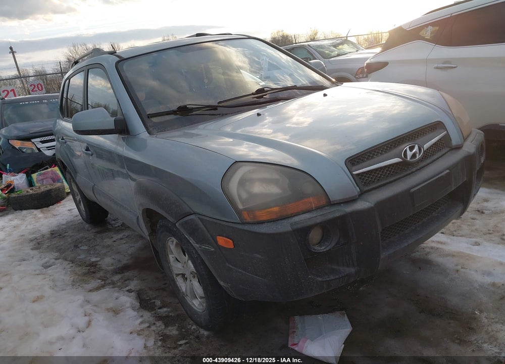2009 HYUNDAI TUCSON SE VIN: KM8JN72D59U948104