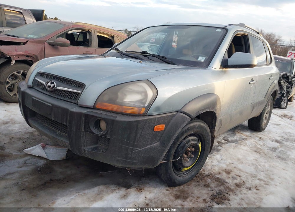 2009 HYUNDAI TUCSON SE VIN: KM8JN72D59U948104