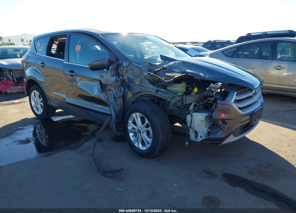 2019 FORD ESCAPE SE VIN: 1FMCU0GD5KUB05019