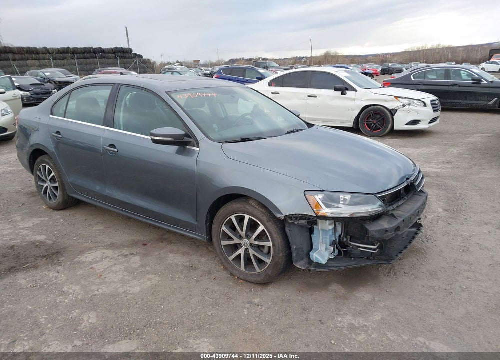 2017 VOLKSWAGEN JETTA 1.4T SE VIN: 3VWDB7AJ0HM404417