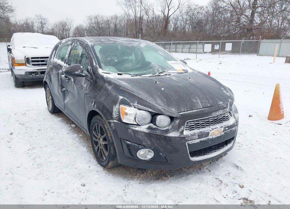 2015 CHEVROLET SONIC LT AUTO VIN: 1G1JC6SB8F4125982
