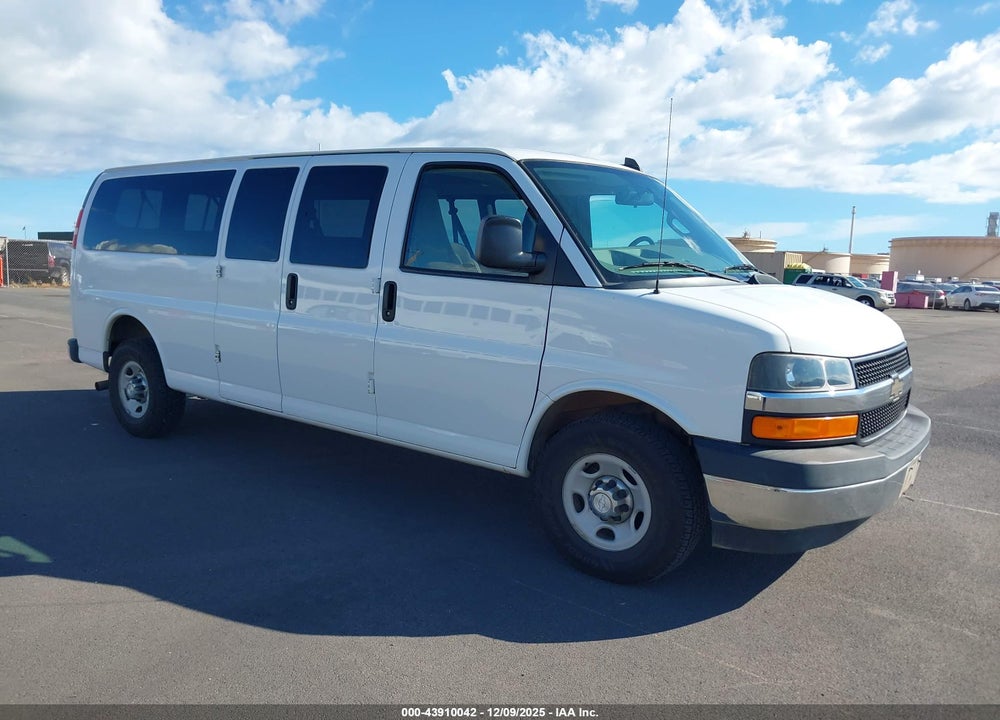 2017 CHEVROLET EXPRESS 3500 LT VIN: 1GAZGPFF2H1275374