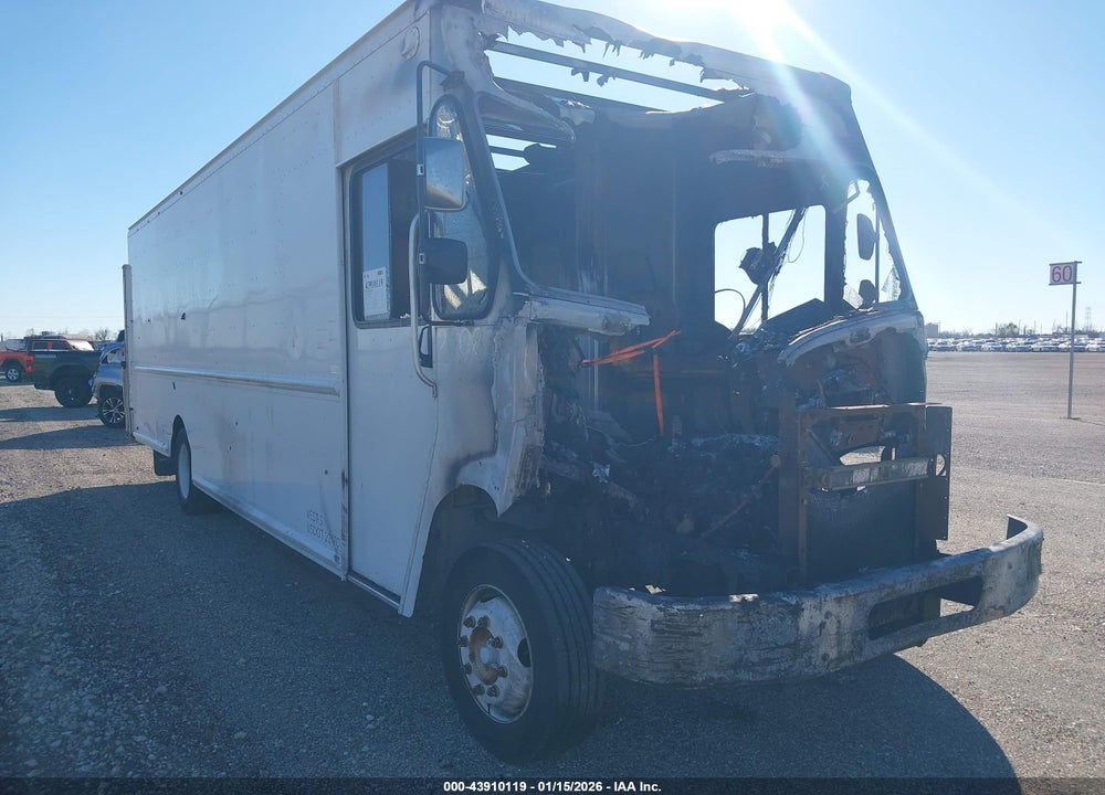 2013 FREIGHTLINER CHASSIS M LINE WALK-IN VAN VIN: 4UZAC3DV3DCFF6854