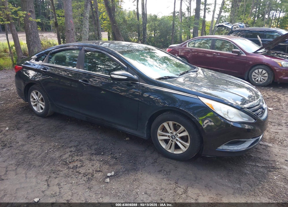 2014 HYUNDAI SONATA GLS VIN: 5NPEB4AC0EH889585