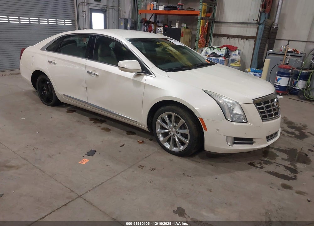 2014 CADILLAC XTS PREMIUM VIN: 2G61P5S38E9215405