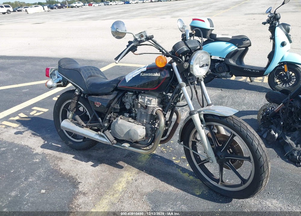 1981 KAWASAKI KZ440 D VIN: JKAKZHD11BB503697
