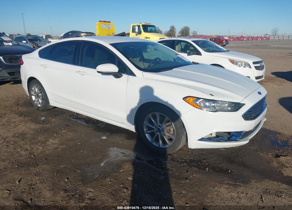 2017 FORD FUSION SE VIN: 3FA6P0H76HR179315