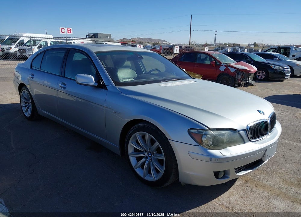2007 BMW 750LI VIN: WBAHN83537DT72703