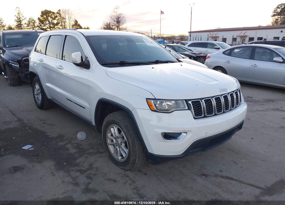 2018 JEEP GRAND CHEROKEE LAREDO 4X2 VIN: 1C4RJEAG3JC480175