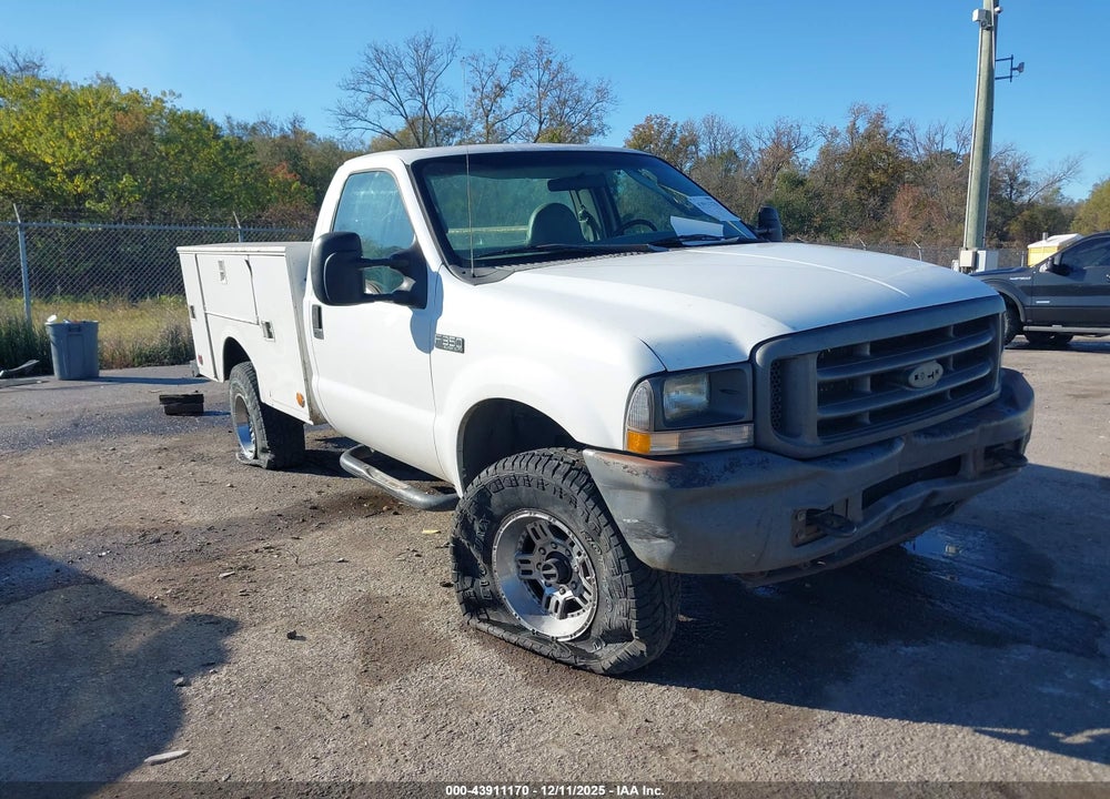 2004 FORD F-350 XL/XLT VIN: 1FTSF31LX4EB98127
