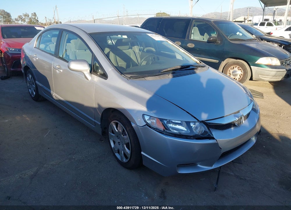 2011 HONDA CIVIC LX VIN: 2HGFA1F55BH300729