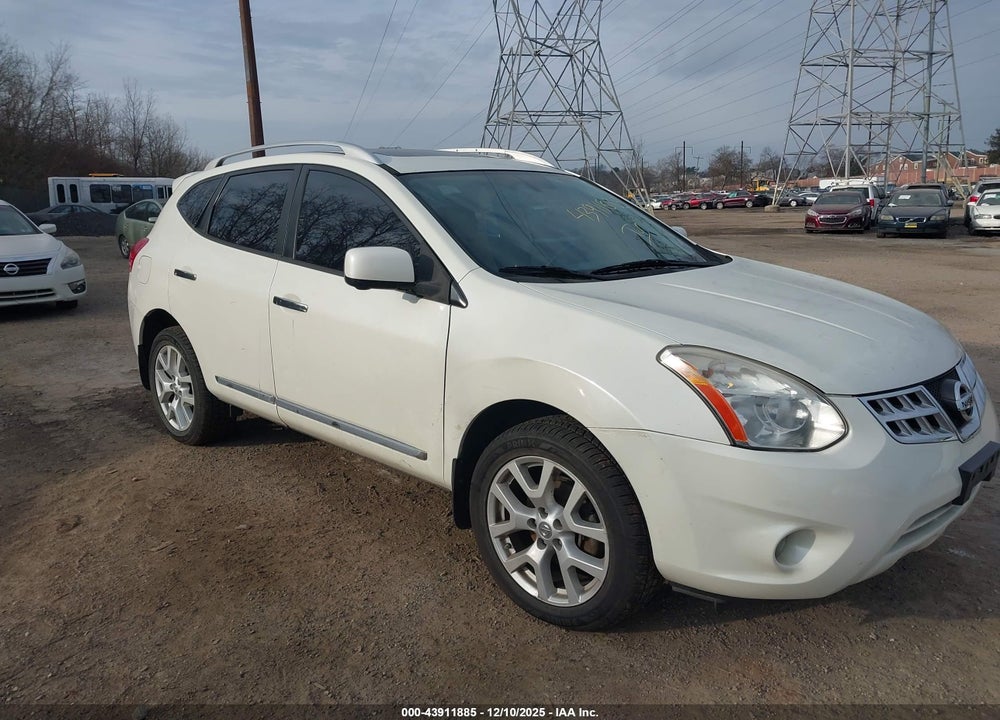 2013 NISSAN ROGUE SV W/SL PKG VIN: JN8AS5MV9DW635677