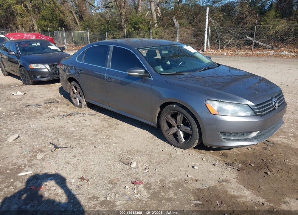 2013 VOLKSWAGEN PASSAT 2.5L SE VIN: 1VWBH7A31DC002098
