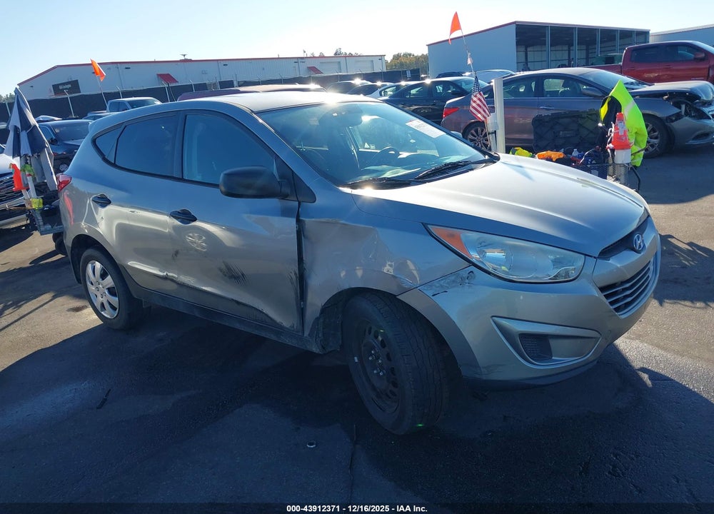 2013 HYUNDAI TUCSON GL VIN: KM8JT3AB8DU671004