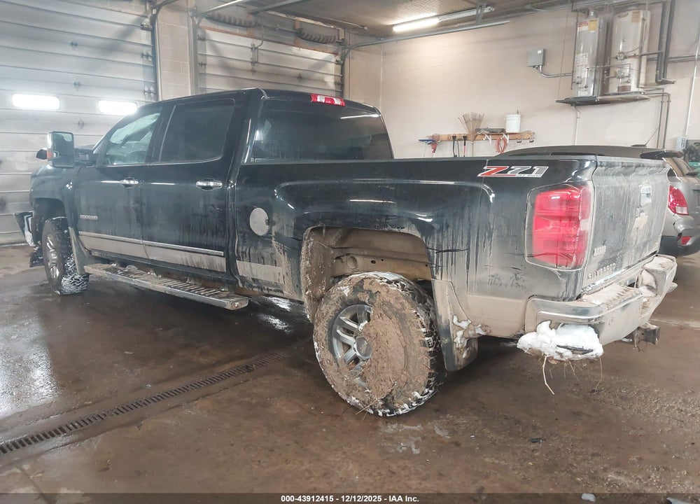 2015 CHEVROLET SILVERADO 2500HD LTZ VIN: 1GC1KWE82FF505480