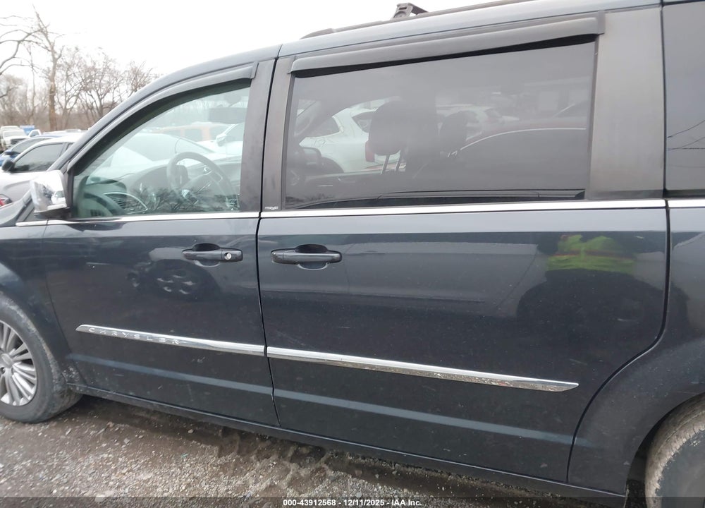 2014 CHRYSLER TOWN & COUNTRY TOURING-L VIN: 2C4RC1CG1ER179966
