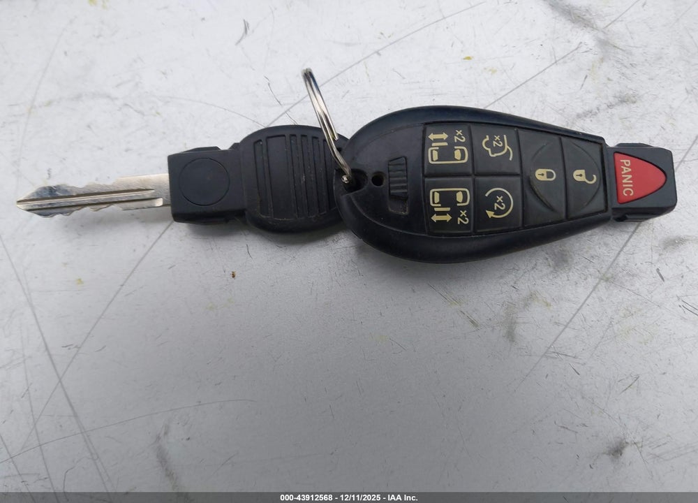 2014 CHRYSLER TOWN & COUNTRY TOURING-L VIN: 2C4RC1CG1ER179966