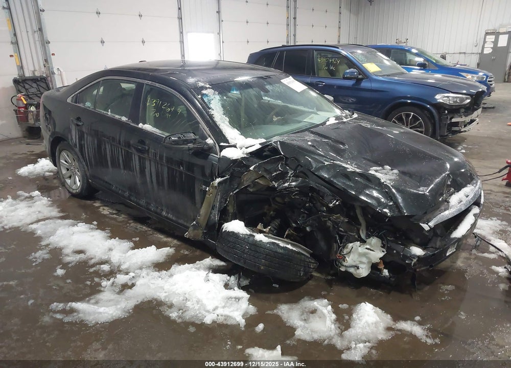 2010 FORD TAURUS SE VIN: 1FAHP2DW9AG155685