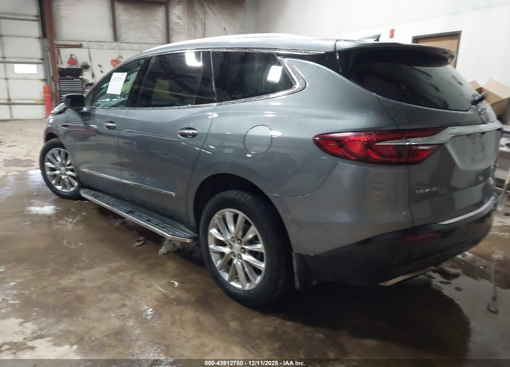 2018 BUICK ENCLAVE PREMIUM VIN: 5GAEVBKW4JJ120966
