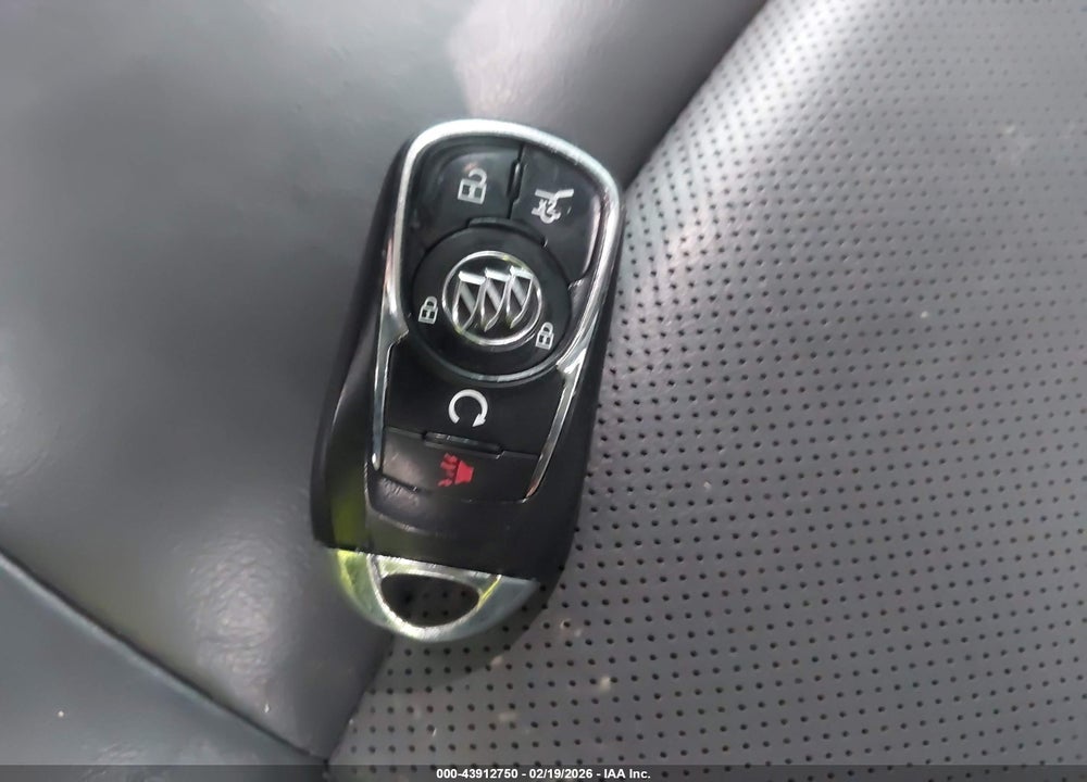 2018 BUICK ENCLAVE PREMIUM VIN: 5GAEVBKW4JJ120966