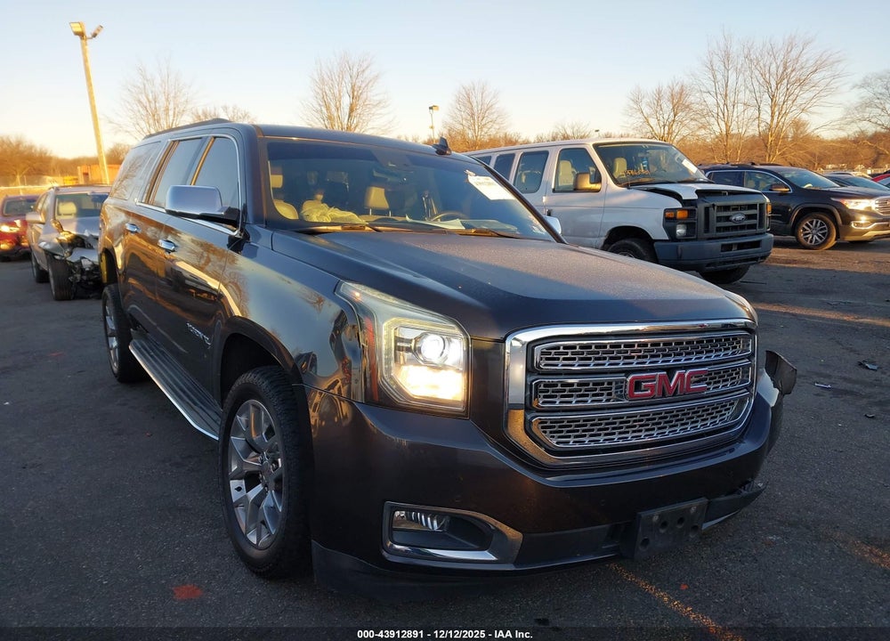 2015 GMC YUKON XL 1500 SLT VIN: 1GKS2HKCXFR554793