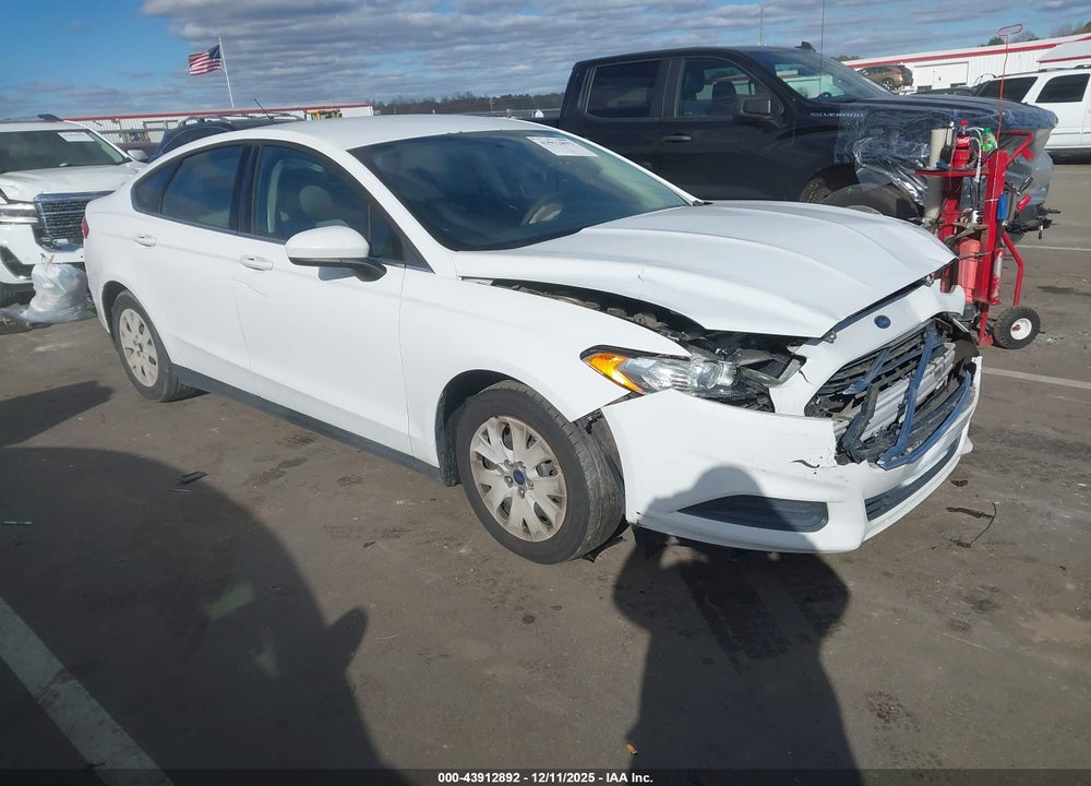 2013 FORD FUSION S VIN: 3FA6P0G75DR305014