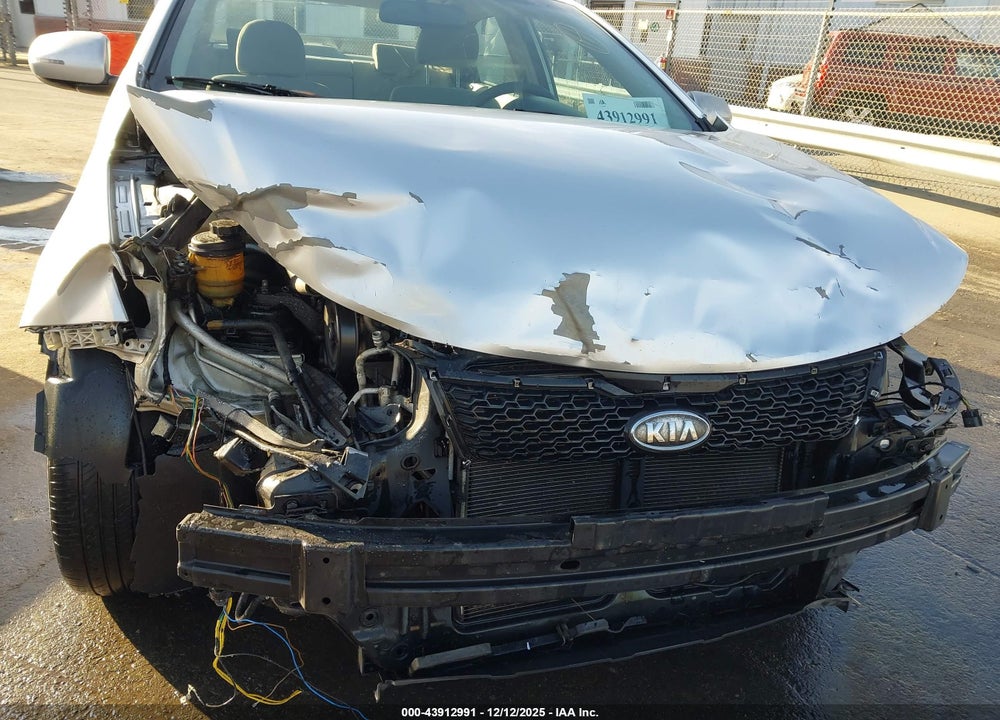 2011 KIA FORTE EX VIN: KNAFU4A26B5449787