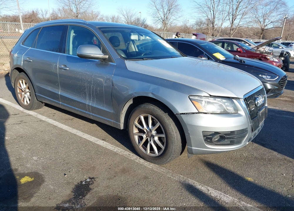 2010 AUDI Q5 3.2 PREMIUM VIN: WA1LKAFP4AA067840