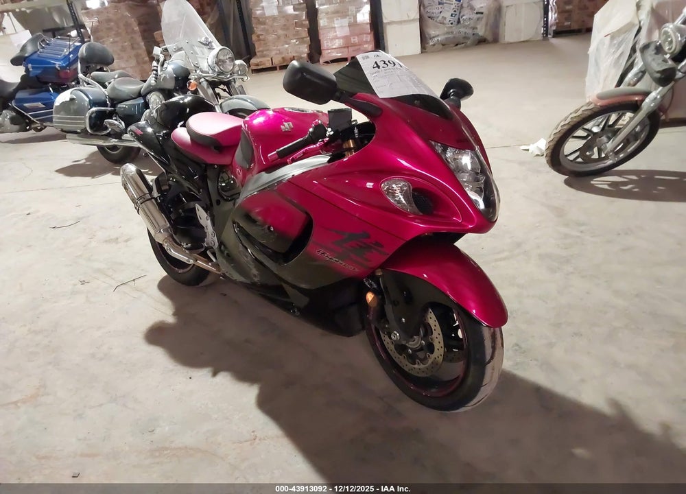 2014 SUZUKI GSX1300 RA VIN: JS1GX72B2E2101757