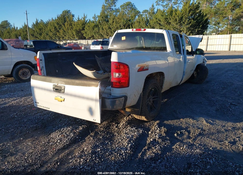 2012 CHEVROLET SILVERADO 1500 LT VIN: 1GCRCSE09CZ235421