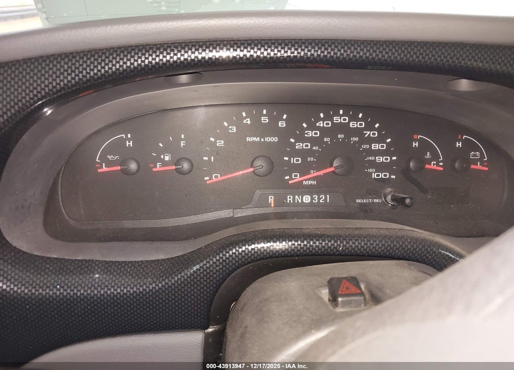 2005 FORD E-450 CUTAWAY VIN: 1FDXE45S25HA59489