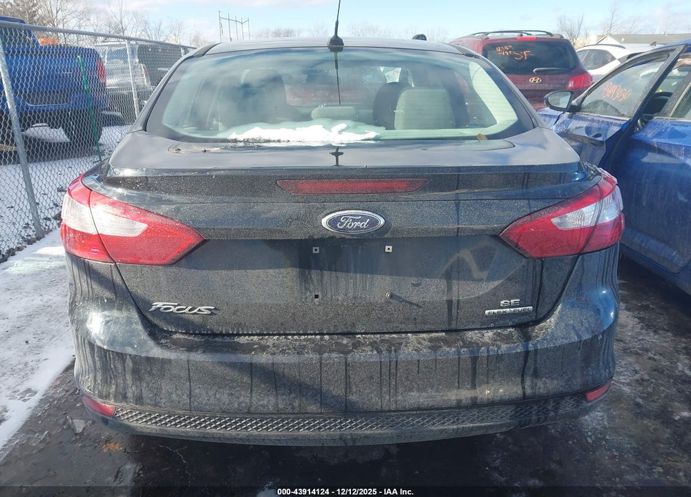 2014 FORD FOCUS SE VIN: 1FADP3F24EL141902