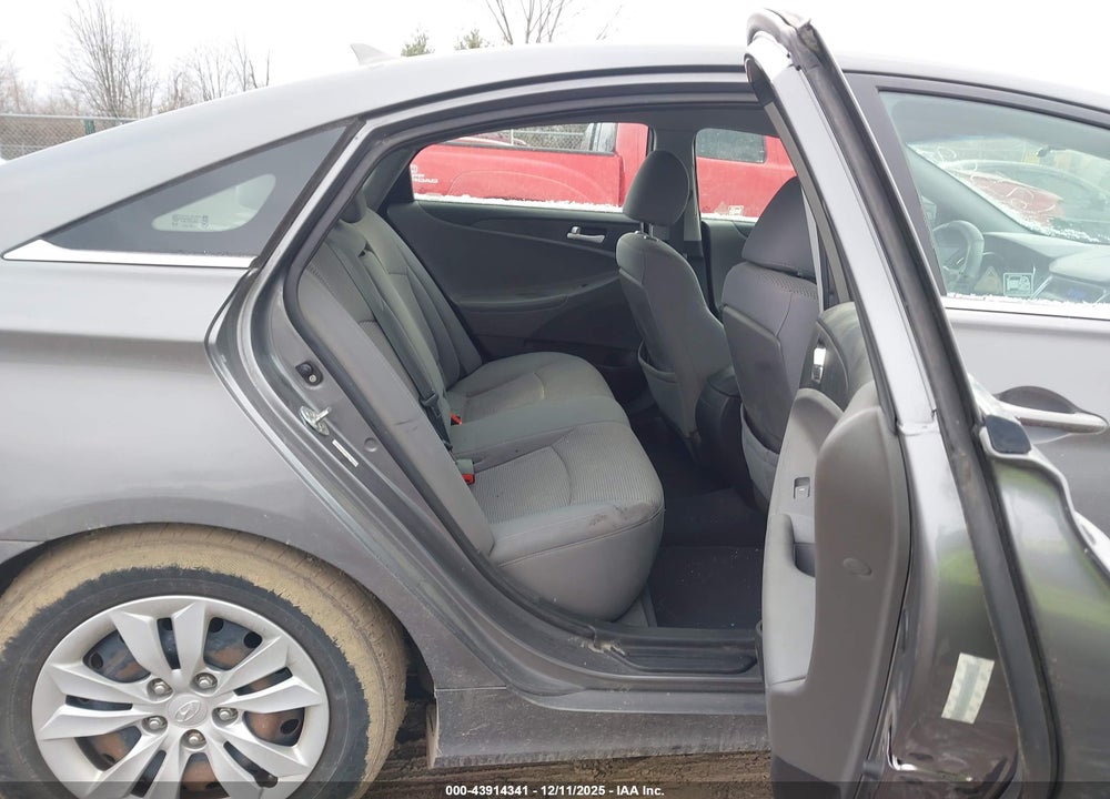2011 HYUNDAI SONATA GLS VIN: 5NPEB4AC9BH162568