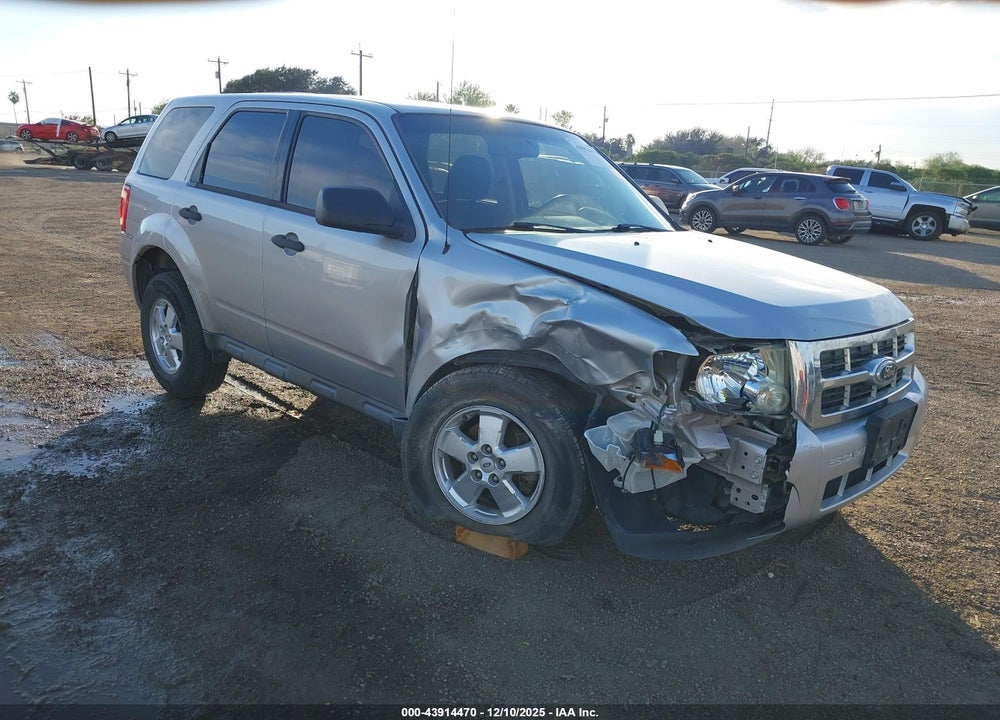 2010 FORD ESCAPE XLS VIN: 1FMCU0C7XAKD42941