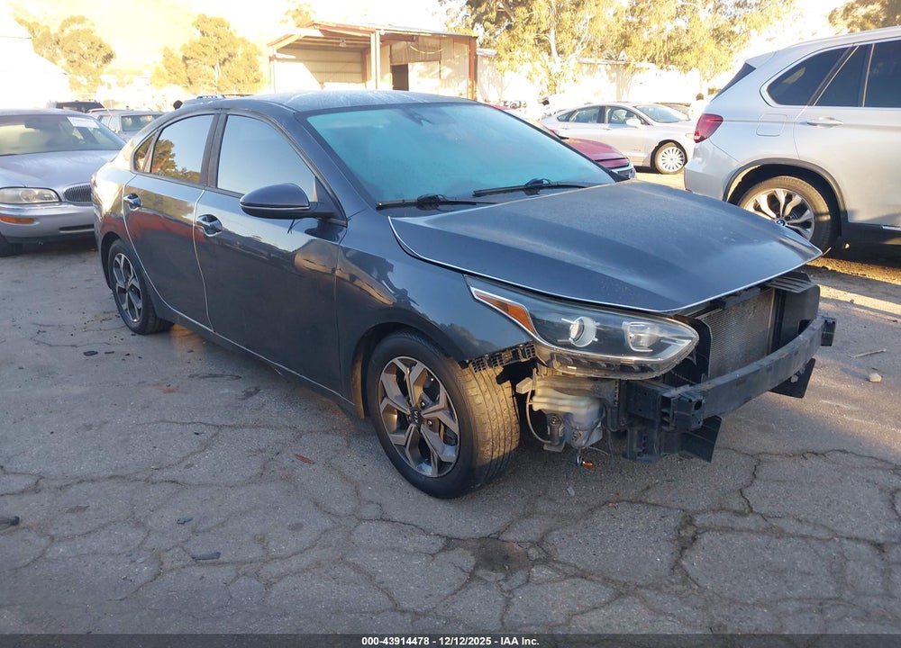 2019 KIA FORTE LXS VIN: 3KPF24ADXKE108925
