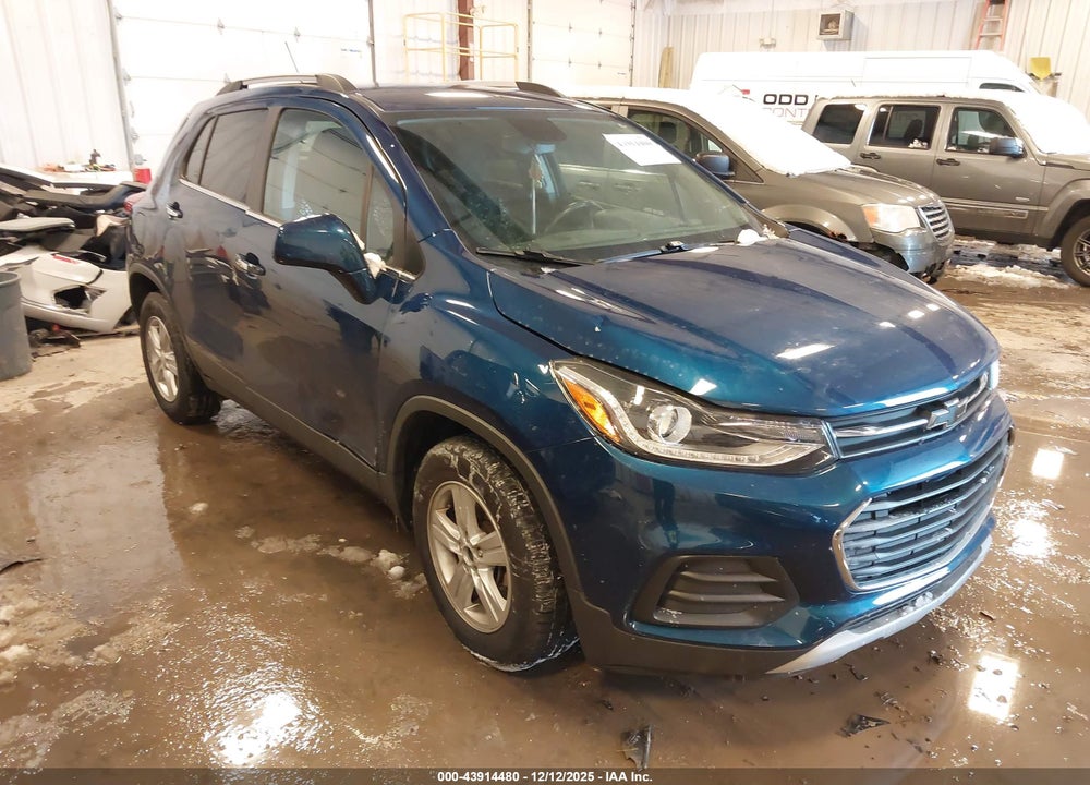 2020 CHEVROLET TRAX FWD LT VIN: 3GNCJLSB8LL224352