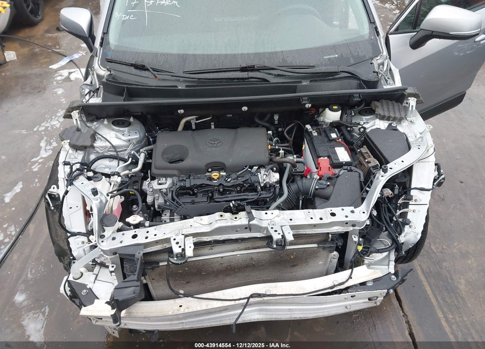 2024 TOYOTA RAV4 XLE VIN: 2T3W1RFV1RW340703