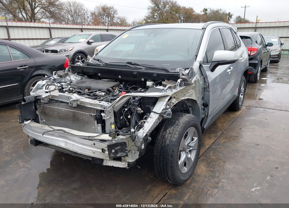 2024 TOYOTA RAV4 XLE VIN: 2T3W1RFV1RW340703