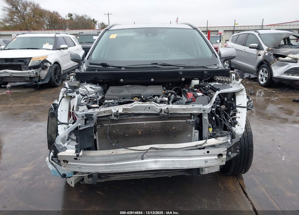 2024 TOYOTA RAV4 XLE VIN: 2T3W1RFV1RW340703