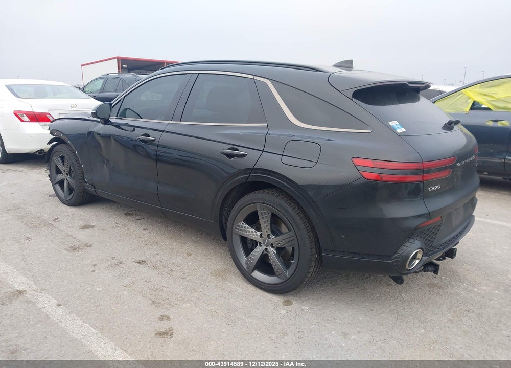 2023 GENESIS GV70 2.5T AWD VIN: KMUMADTB1PU117718