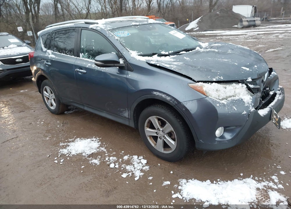 2014 TOYOTA RAV4 XLE VIN: 2T3RFREV1EW185810