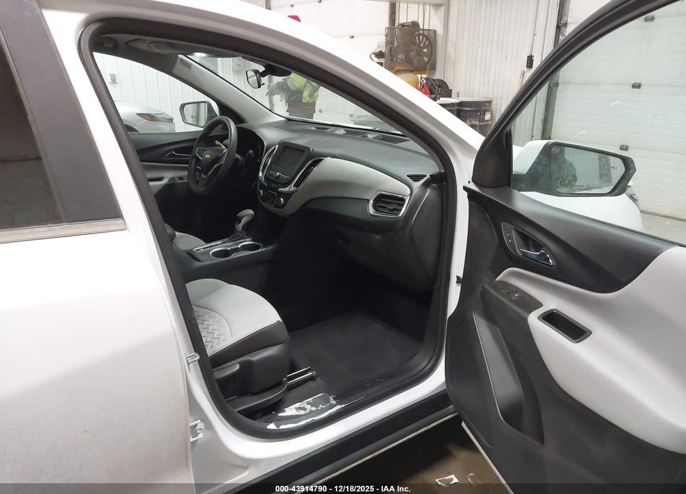2022 CHEVROLET EQUINOX AWD 2FL VIN: 3GNAXTEV9NL241160